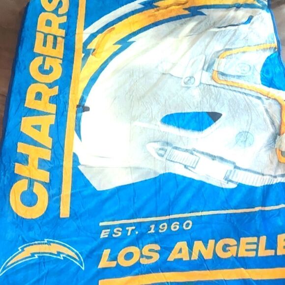 Los Angeles Chargers Throw Sherpa  Blanket. 50w X 60L - Picture 1 of 5